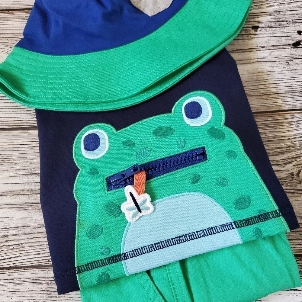 Gymboree Critter Camp Embroidered Frog T-Shirt, Shorts, and Hat Set NWT